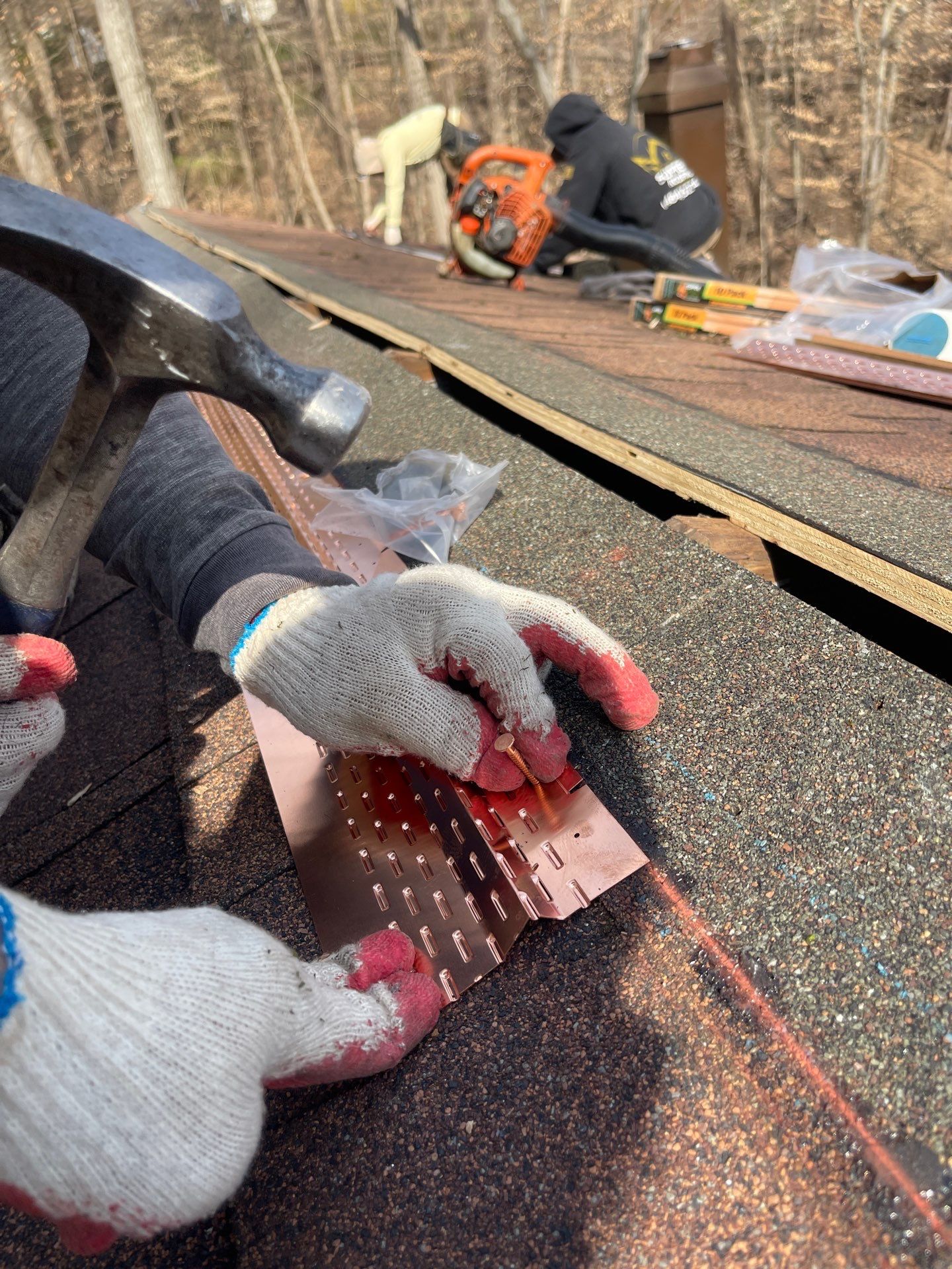 Supreme Roofing - Fast Emergency Response